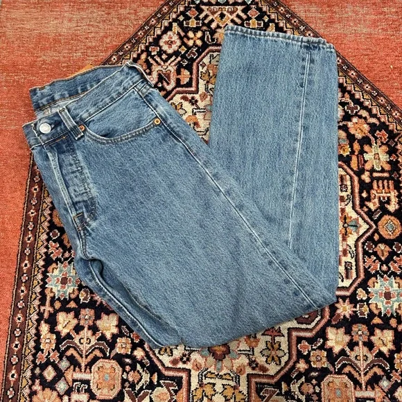 Vintage 501 Levi's Straight Leg Jeans Y2K light Blue Wash button fly - Picture 2 of 16